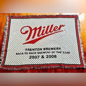 MILLER TRENTON BREWING COMPANY “BACK TO BACK BREWERY OF THE YEAR” 2007/8” THROW